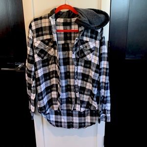 Black and White hooded flannel. Size L. Brand Empire